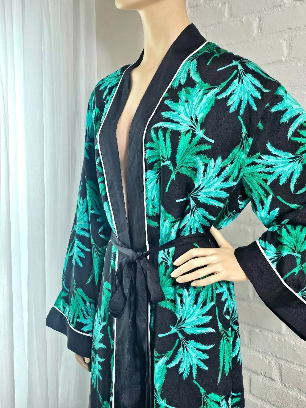 FeNoel x Target Palm Print Kimono Robe Size L Black Green Belted Duster Coverup - Picture 6 of 10